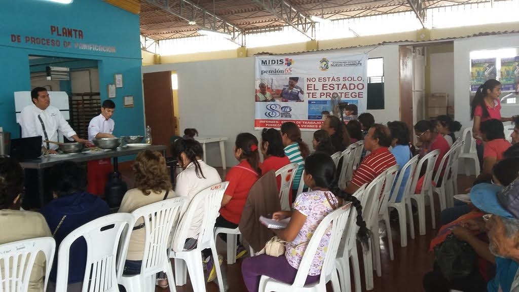 Realizan talleres sobre alimentación saludable en pueblos de Nuevo Chimbote