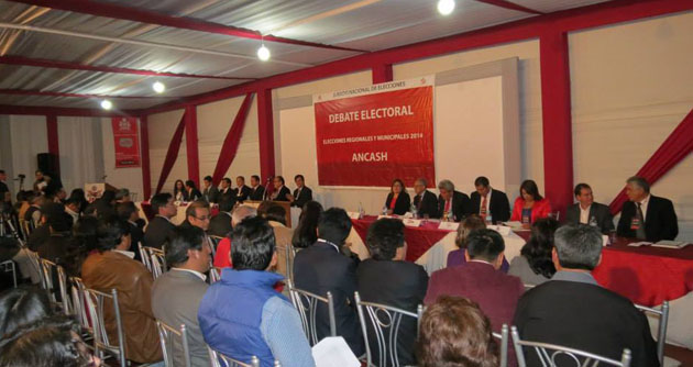 Tania Ruiz de APP propone construcción de hospitales de alta complejidad en Áncash