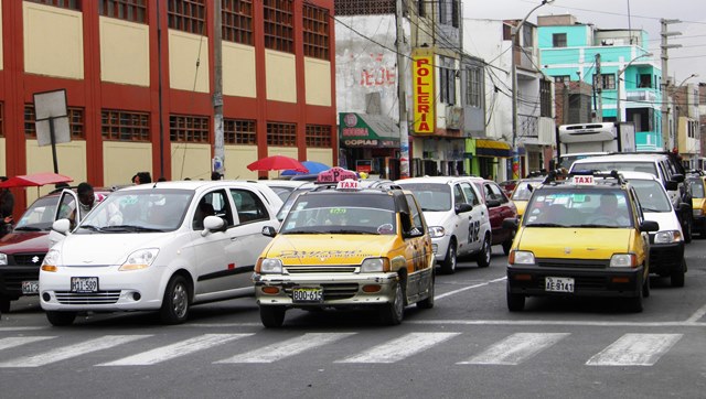 Chimbote: Delincuentes roban de 4 a 5 carros diarios para extorsionar a propietarios