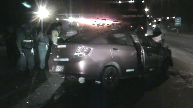 Taxista muere al chocar su automóvil contra tráiler frente al Vivero Forestal