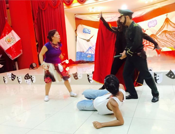 Escolares de Chimbote ganan festival de teatro regional