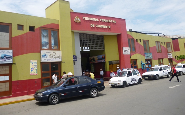   Buscan capacitar al personal del terminal terrestre El Chimbador