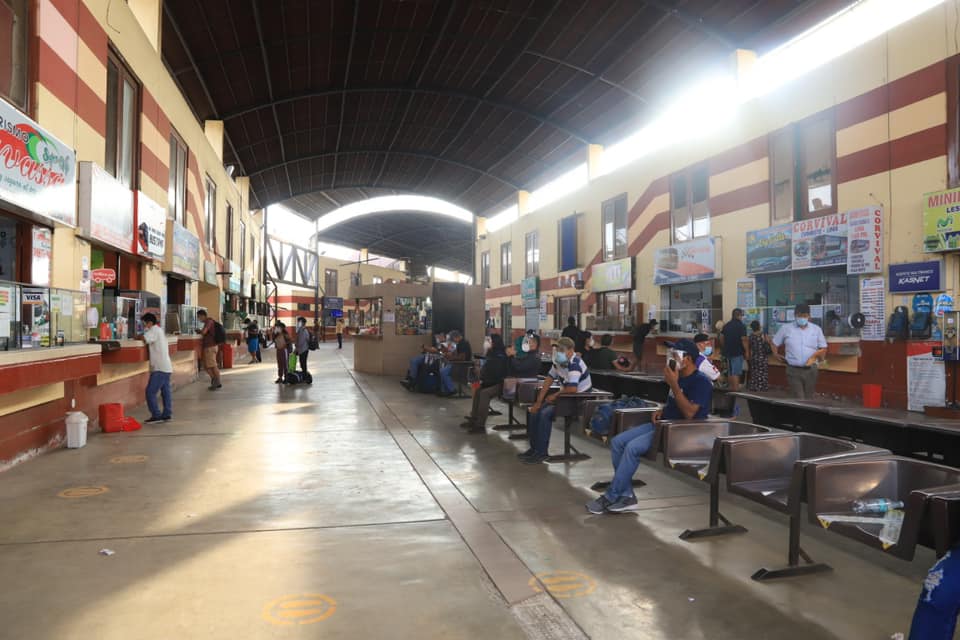 Terminal terrestre de Chimbote modifica horario de salida de buses ante toque de queda