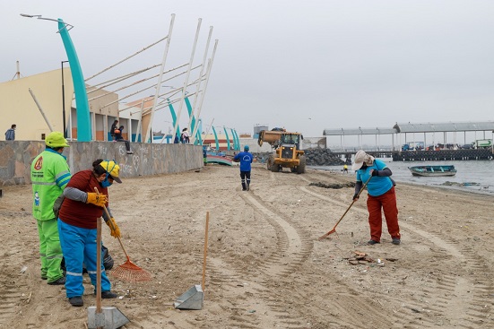 Chimbote: recogieron más de una tonelada de desperdicios durante campaña de limpieza en playa La Caleta