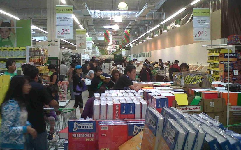 Caen presuntas tenderas en conocido centro comercial de Chimbote