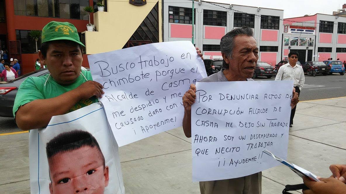  Trabajador que ingirió petróleo protesta en Chimbote por presunto despido arbitrario