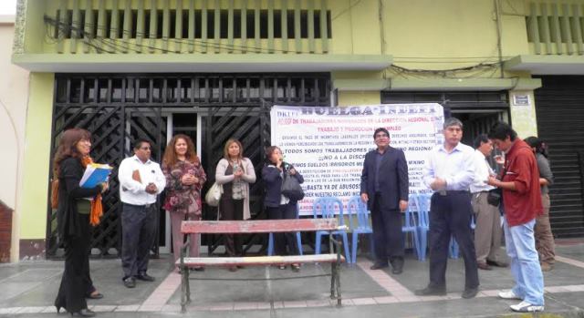 Trabajadores de la Diretra exigen que les cancelen sus incentivos laborales