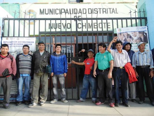 Municipio de Nuevo Chimbote exige a trabajadores presentar recibos pero no son cancelados