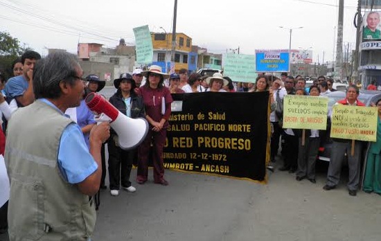 Trabajadores de la Red de Salud Norte protestan por falta de pago