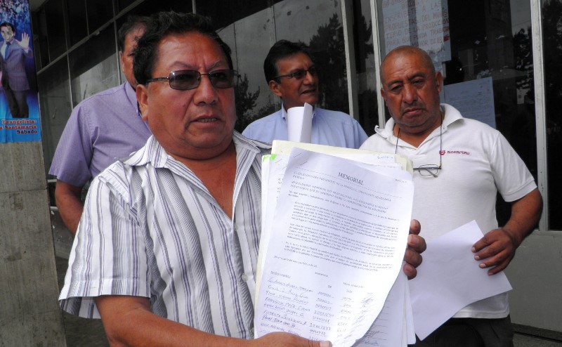 Inician recolección de firmas para pedir que el Estado recupere Siderperú