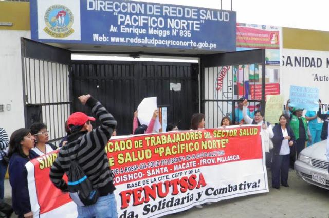 Chimbote: trabajadores de salud de la Red Norte exigen reposición del personal despedido