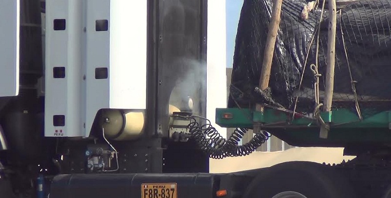Fuga de gas en tráiler causa pánico en la Carretera Panamericana Norte