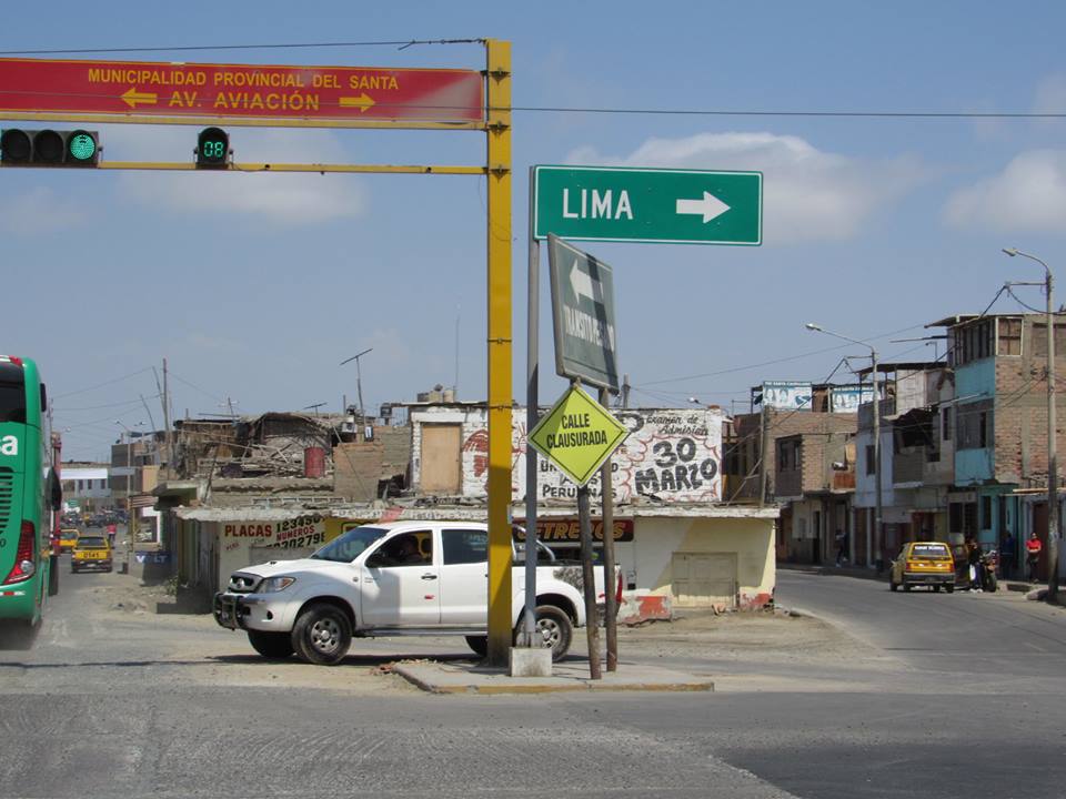 Chimbote: en 15 días se culmina retiro de las familias instaladas en tramo de avenida Alfonso Ugarte
