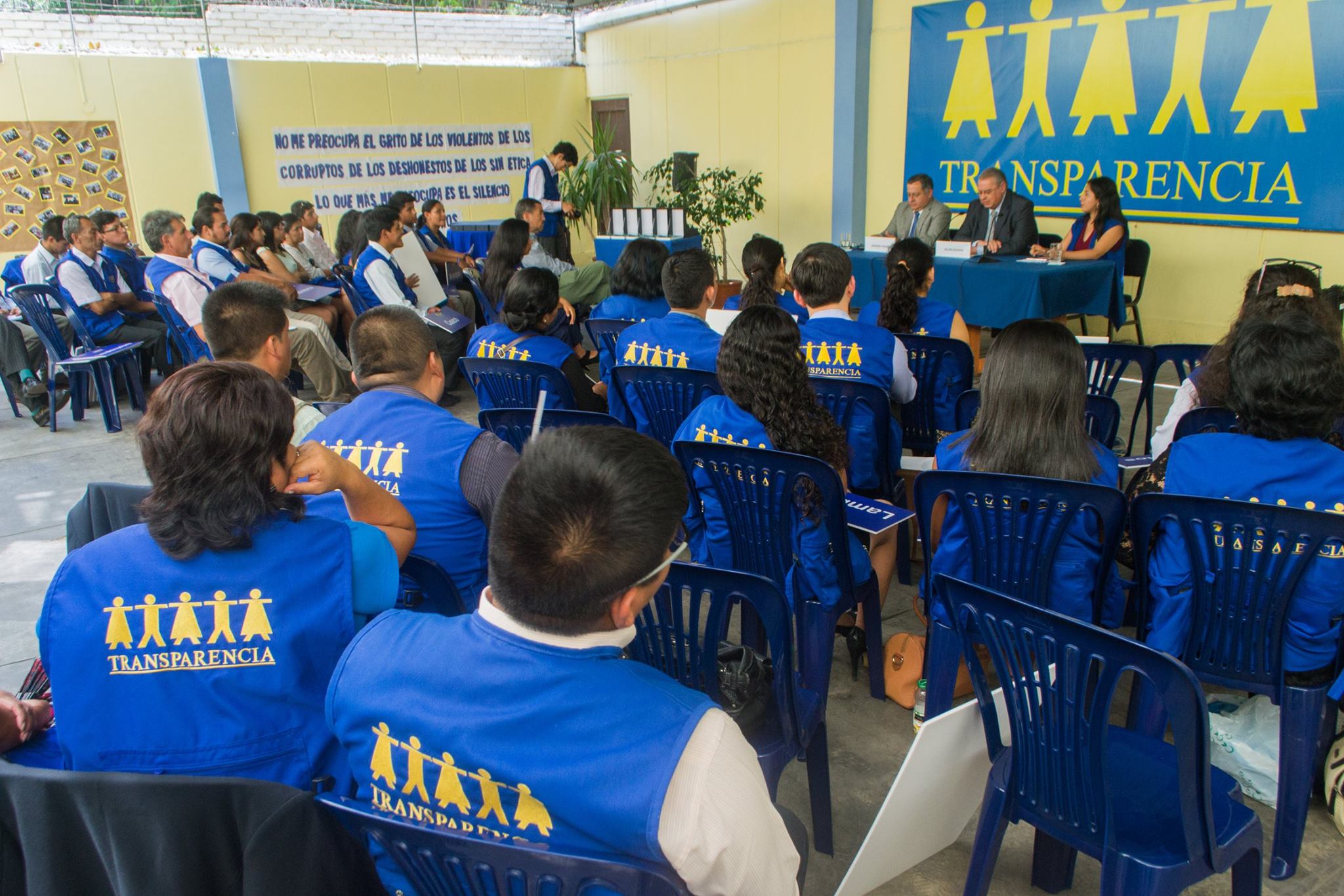 Transparencia: “El Perú necesita continuar y profundizar la lucha frontal contra la corrupción”