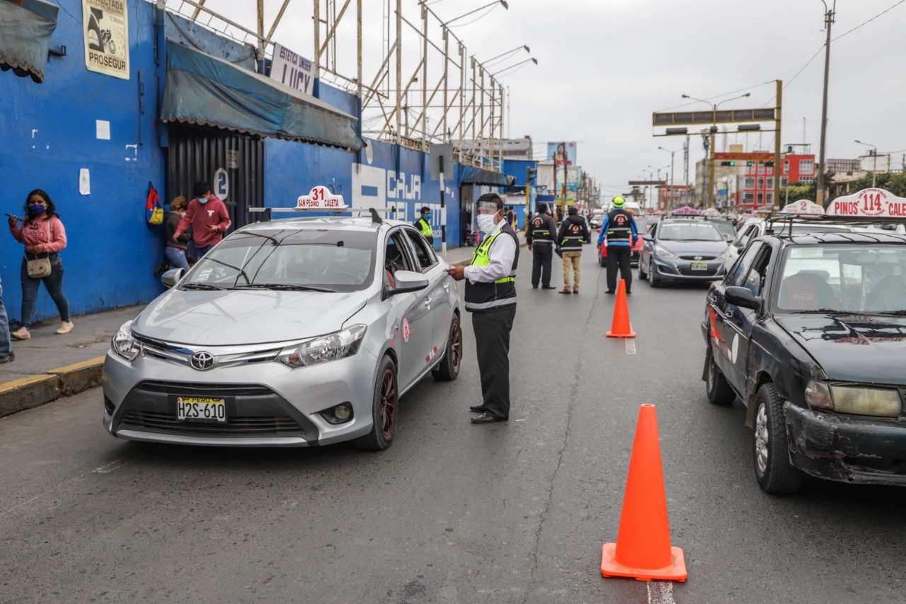 Transportistas que no cumplan protocolos sanitarios de covid-19 serán sancionados