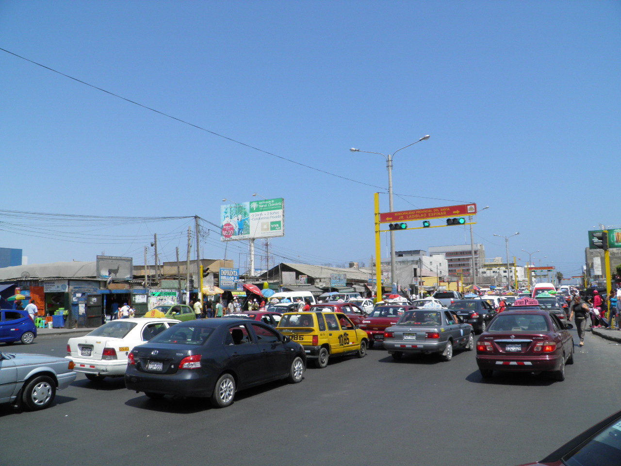 Chimbote: Cerca de 6 mil transportistas esperan que municipio les entregue tarjeta de habilitación