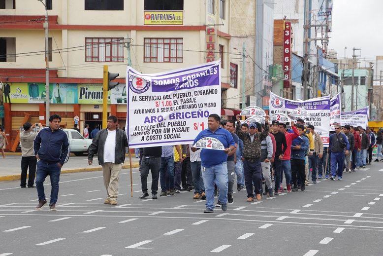 Transportistas respaldan a alcalde Briceño y rechazan pedido de revocatoria en su contra
