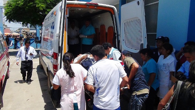 Esposos de Coishco mueren al volcarse aparatosamente un camión en Huarmey