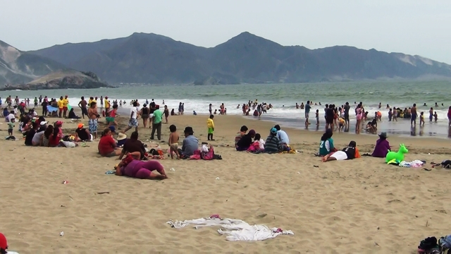 Nuevo Chimbote: Rescatan a 3 bañistas cuando eran arrastrados por las aguas en “Atahualpa”
