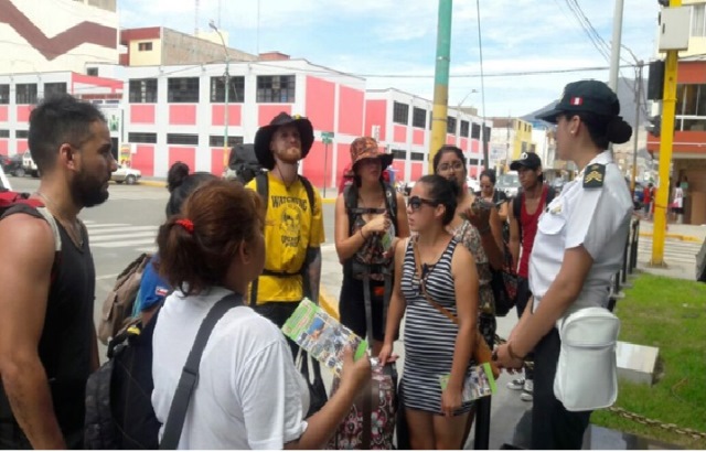 Evacúan 60 turistas de Chimbote a Lima y Tumbes, en su mayoría ecuatorianos y venezolanos