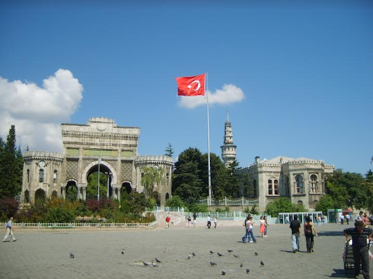 Gobierno de Turquía ofrece becas a peruanos interesados en aprender turco