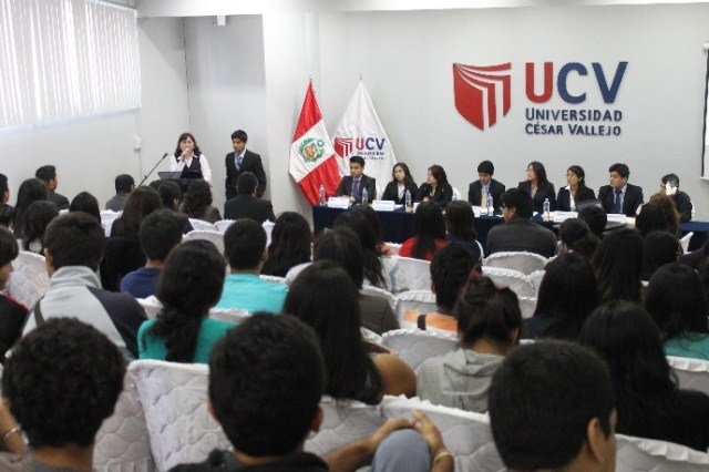 UCV Chimbote organiza tertulia vallejiana 