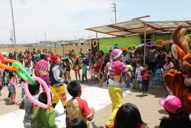 Alumnos de UCV Chimbote apoyaron con mejoras en colegio Los Constructores