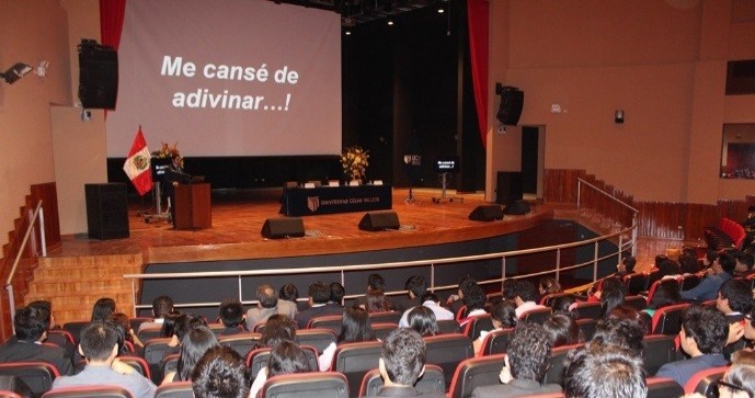 Congreso Nacional de Administración “Marketing total: retos y tendencias” realizó UCV-Chimbote