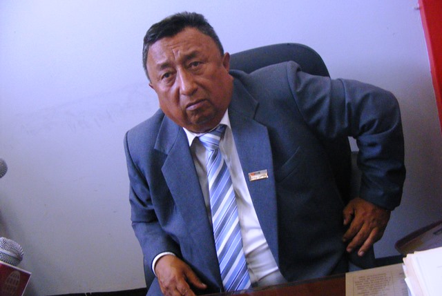 Designan a docente de educación primaria como nuevo director del UGEL-Santa