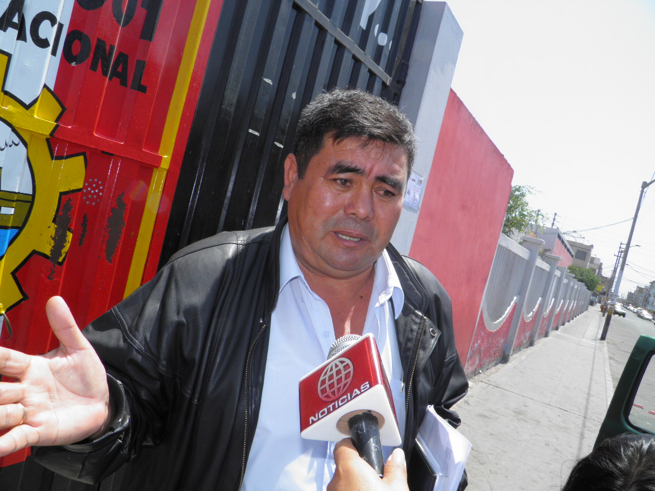 Chimbote: mantenimiento de colegios en la provincia con 75 por ciento de avance