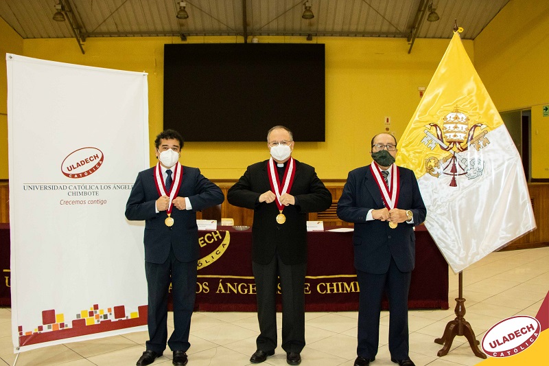 Uladech Católica juramentó a sus nuevas autoridades
