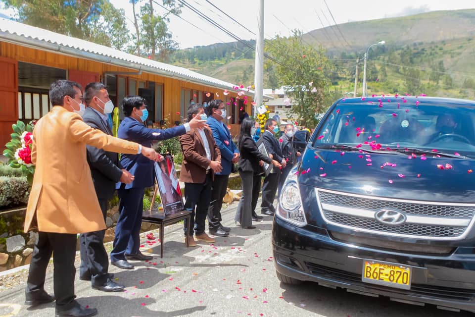 Áncash: último adiós del consejero regional de Ocros que murió a causa del coronavirus 