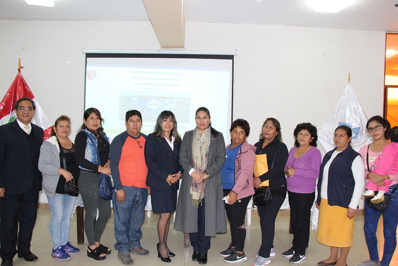  Estudiantes de la UCV capacitaron a microempresarios chimbotanos