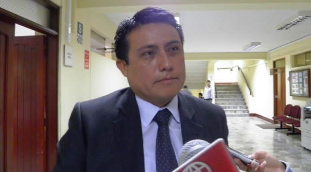 Peritos determinarán si actual alcalde provincial se apropió de bienes para damnificados de "El Salitre"