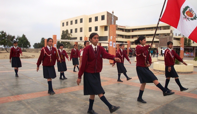 15 años cumple institución educativa experimental de Universidad Nacional del Santa
