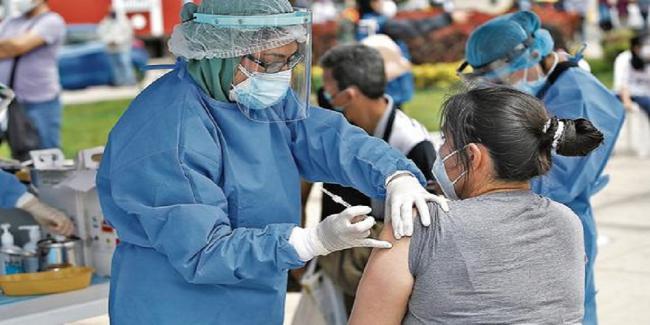 Vacunación nacional contra el covid-19, una verdadera odisea