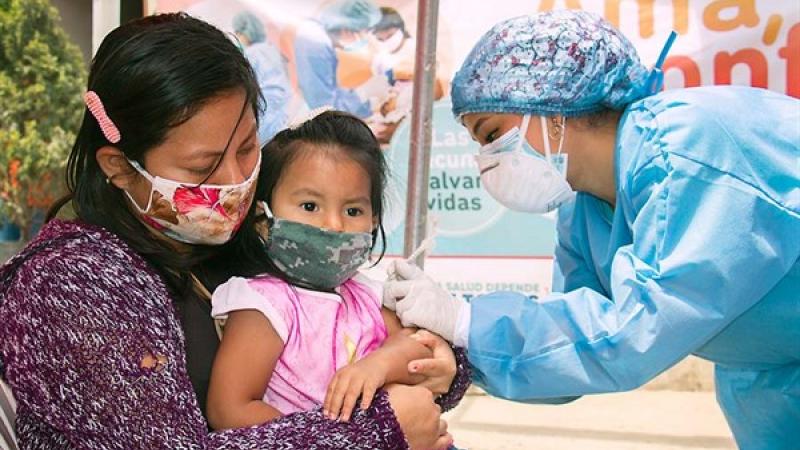 Minsa advierte a padres que solo el 51.5% de niños recibió la vacuna contra el covid-19