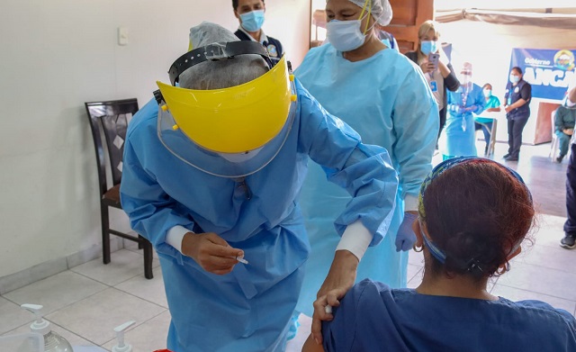 Red de Salud Pacífico Norte vacunará a todos sus trabajadores en Chimbote
