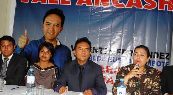 Valentín Fernandez pide a candidatos esperar a que se restablezca la democracia en Áncash