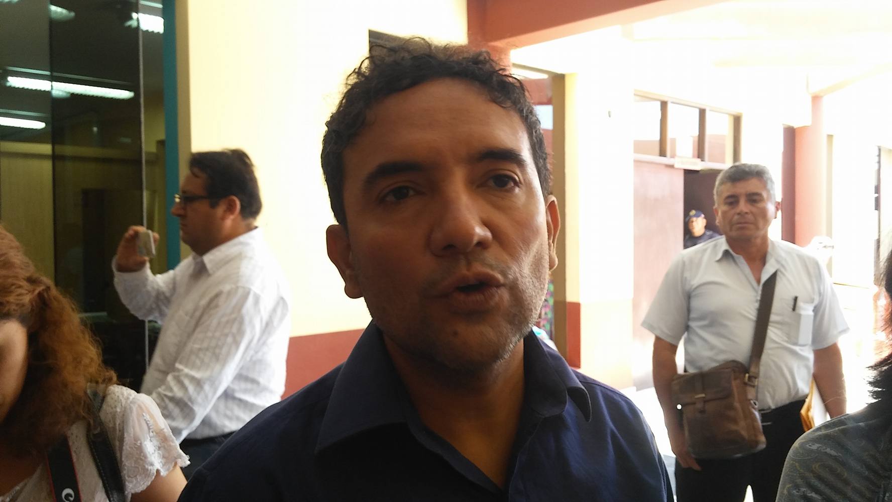 Alcalde de Nuevo Chimbote considera que playa Atahualpa debe ser declarada no apta para bañistas 