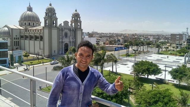 Hoja de vida de candidato a alcaldía de Nuevo Chimbote, Valentín Fernández Bazán