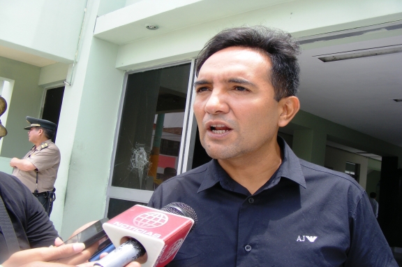 Alcalde de Nuevo Chimbote dice que ampliación de estado de emergencia es solo un paliativo 