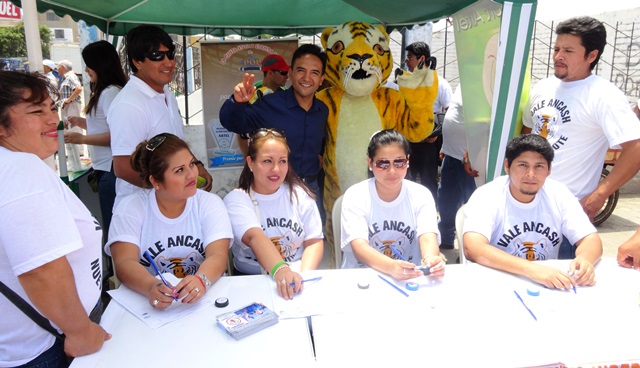 Iniciaron hoy recolección de firmas para el movimiento Vale Ancash 