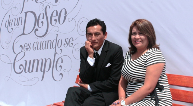 Personifican al poeta César Vallejo en el 23 aniversario de la UCV