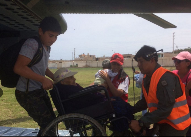 Chimbote: varios pacientes fueron trasladados de emergencia a Lima vía puente aéreo