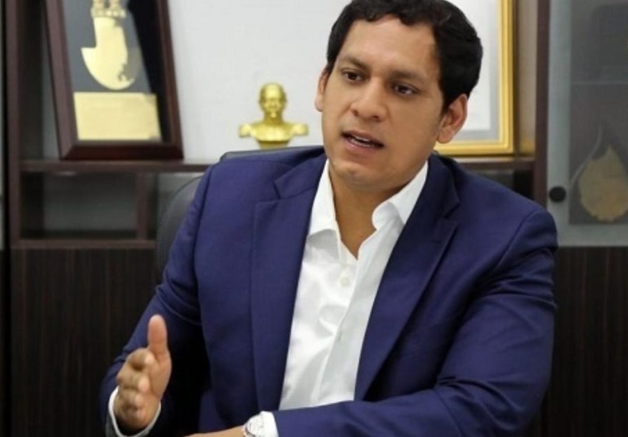 Luis Valdez: "Estoy convencido que la pretensión del Ejecutivo es cerrar el Congreso" 