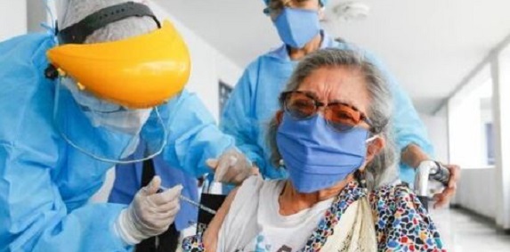 Áncash: piden vacunarse porque más del 90% de pacientes que ingresan a UCI no se han inmunizado