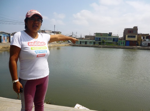 Vecinos de “Miramar Bajo” continúan soportando inundaciones