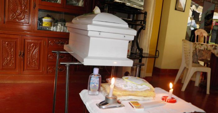 Bebé muere en el vientre de su madre por presunta negligencia en EsSalud