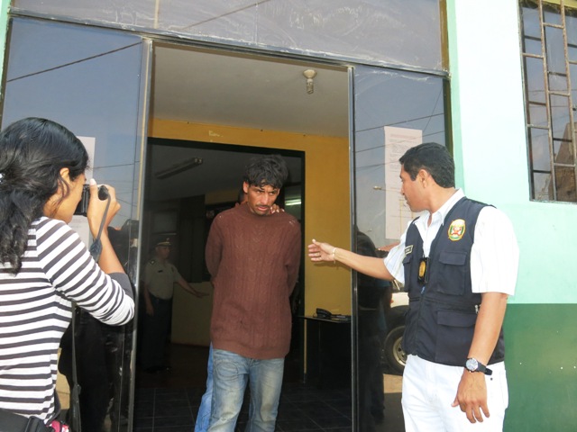 Nuevo Chimbote: Policías capturan a tres vendedores de drogas en “Villa Hermoza” 